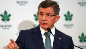 Ahmet Davutoğlu'ndan AK Partiyle ilgili çarpıcı iddia: Asıl değişim kabinede…