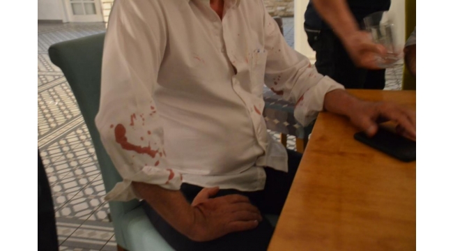 CHPLİ BELEDİYE BAŞKANINA SALDIRI !