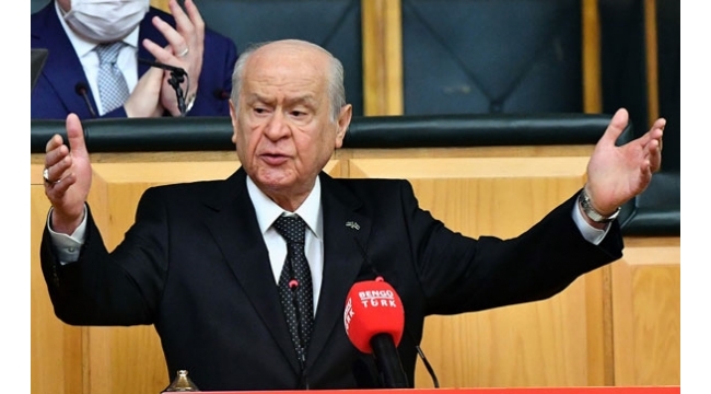 Devlet Bahçeli Atatürke tahammülsüzlük Türkiye Cumhuriyetine tahammülsüzlüktür.Kırmızı çizgimizdir