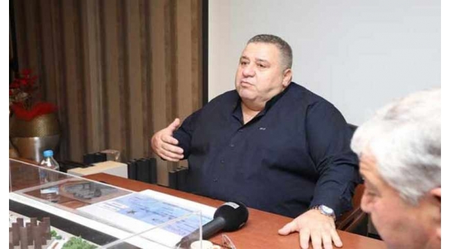 KIBRISTA SİYASETİ HALİL FALYALI FİNANSE EDİYOR