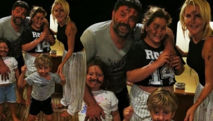 ECE ERKEN VE ŞAFAK MAHMUTYAZICIOĞLU İLE MUTLULUĞUN RESMİNİ PAYLAŞTI..