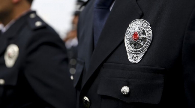 İstanbul Emniyetinden polislerin Suriyelilerin aracına uyuşturucu ve sahte para koyduğu ortaya çıktı