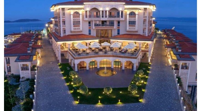 Demokrasi ve Özgürlük Adasındaki otele kim talip oldu?